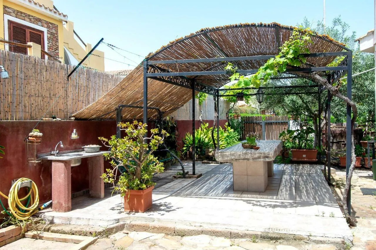 Rosa Holiday Home Villasimius 0*,  Itália