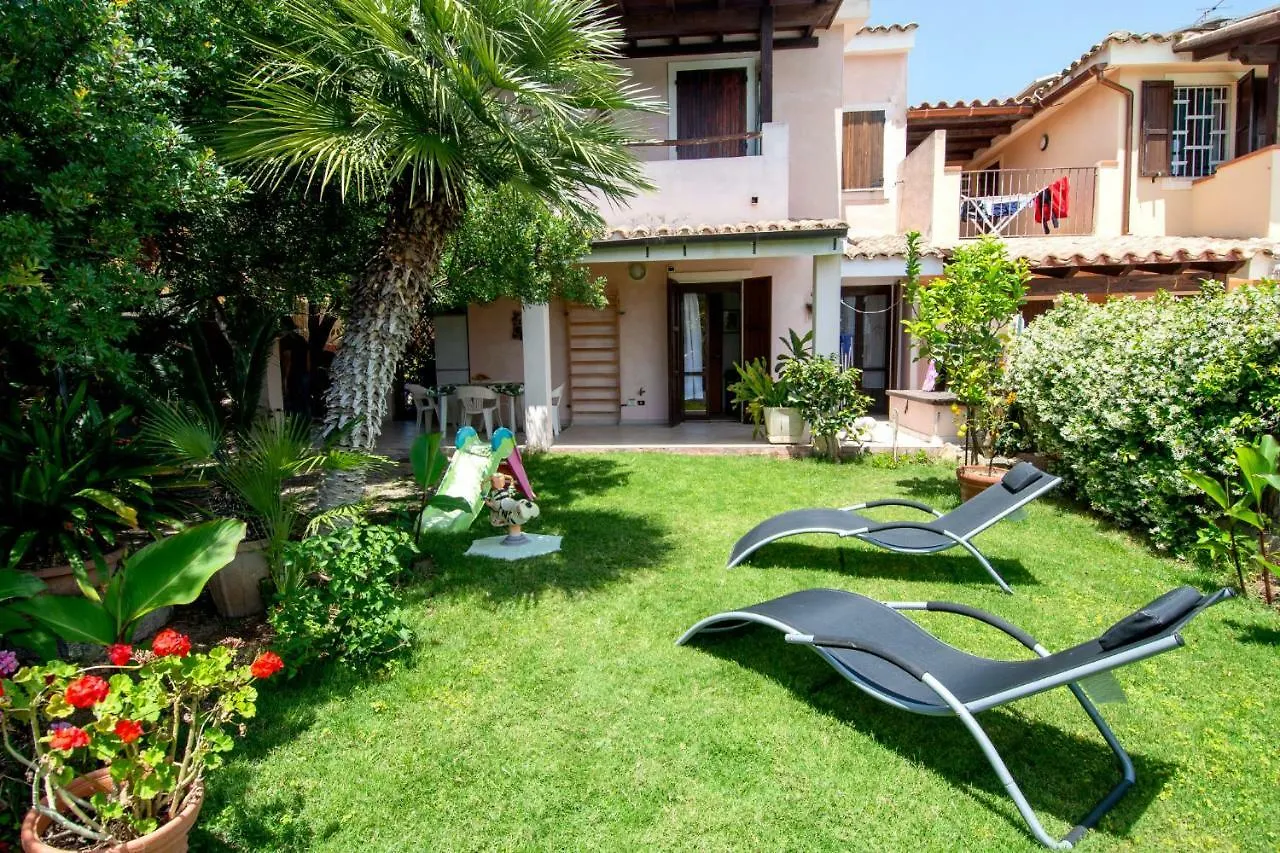 Rosa Holiday Home Villasimius