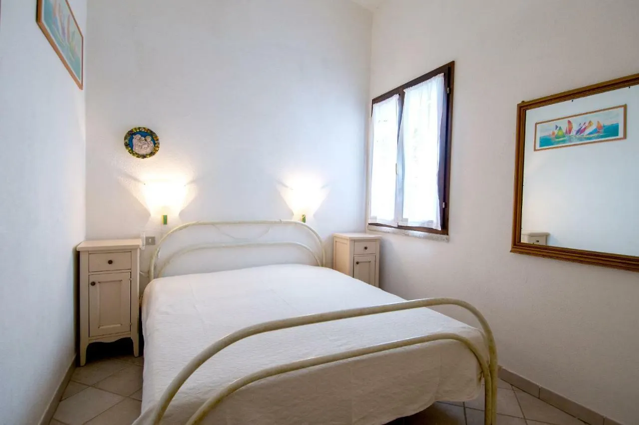 Rosa Holiday Home Villasimius